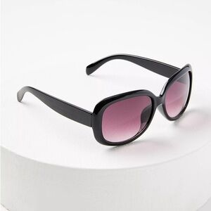 LOFT Black Oversized Sunglasses with Gradient Lenses